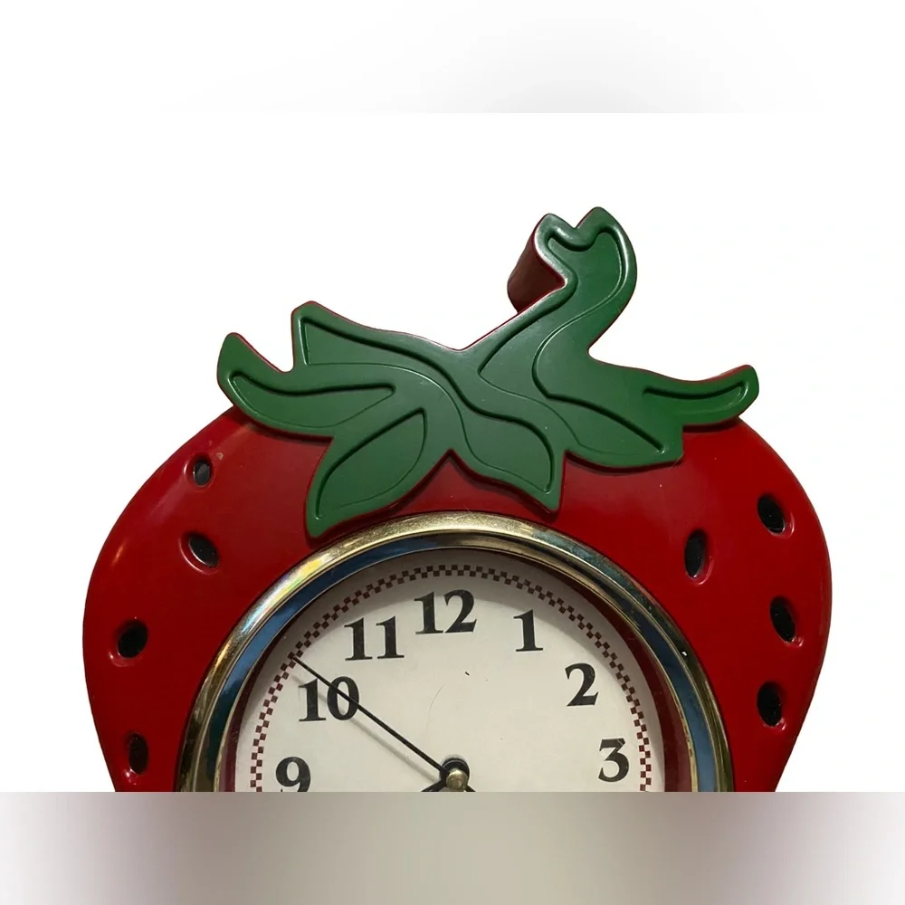 Vintage Decorative Strawberry Shaped Plastic Analog Wall Clock (Tested/Working)